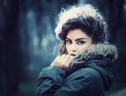 3 triki fryzjera na regenerację włosów po zimie